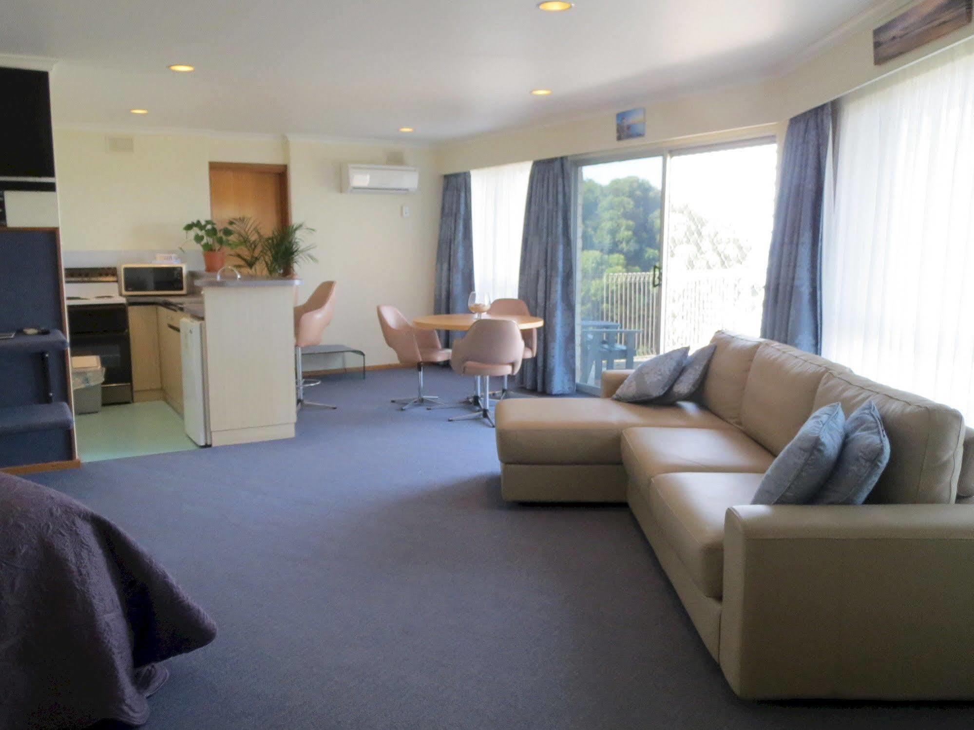 Stansbury Holiday Motel Ngoại thất bức ảnh